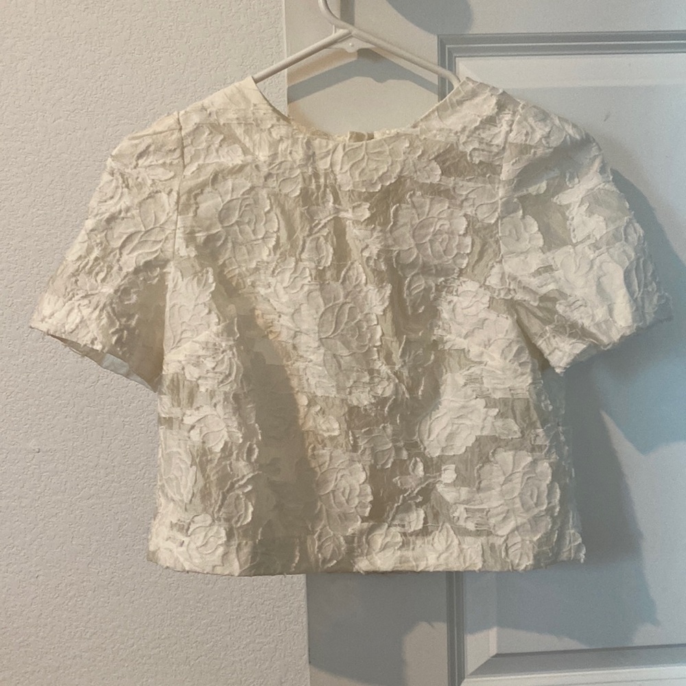 H&M floral linen white blouse fits like XS